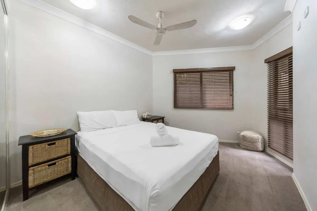 Near Beach 2 Bedroom Unit The Strand Townsville 0*,  Australia